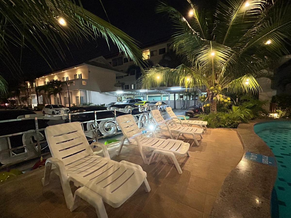 Hotel Baanloksouylokchay HHQ Esterno foto